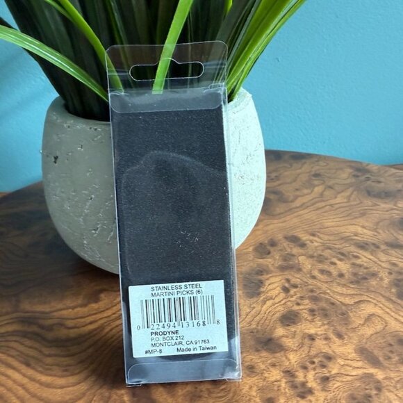 Sleek Martini Picks (6-Pack) Metalla Stainless Steel Classic - Picture 3 of 4